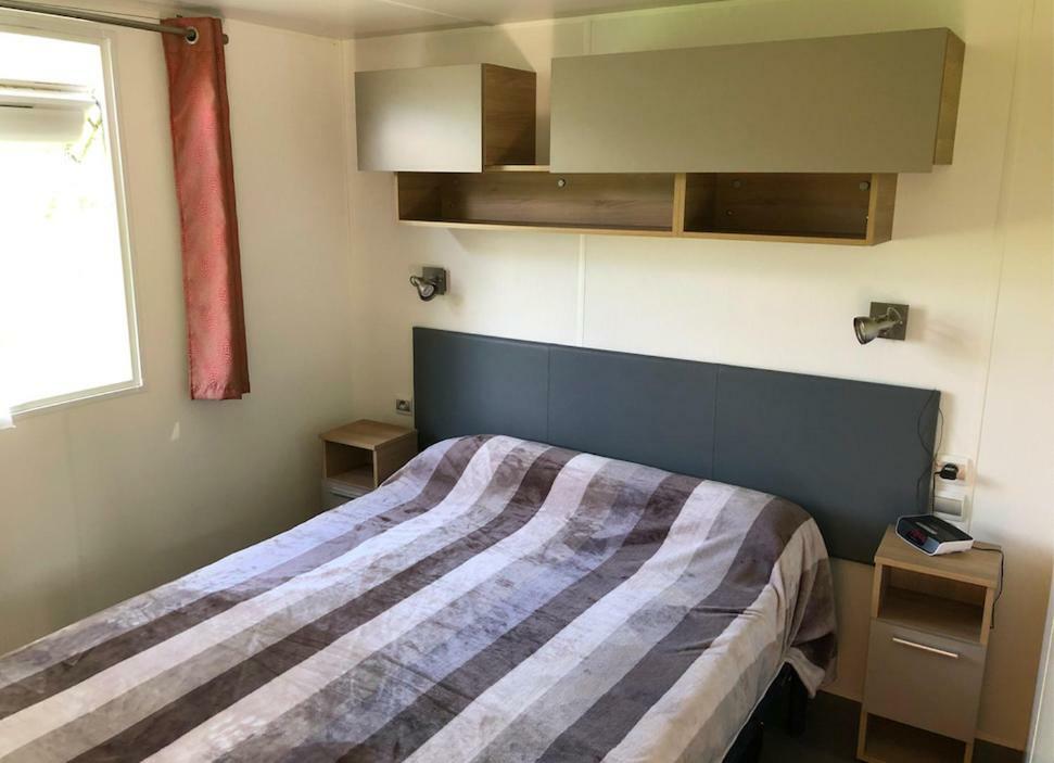 Mobil Home Proche Du Plan D'Eau D'Эмбрён Экстерьер фото